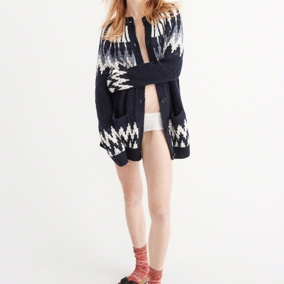 NWT Abercrombie & Fitch Button Up Cardigan Small - Picture 3 of 4